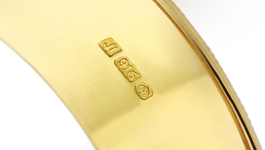 916 gold stamp in ring